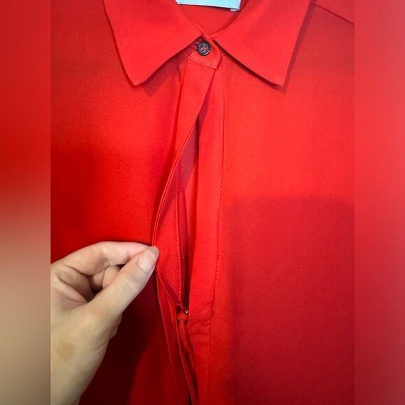 A.L.C Red Silk Keyhole Button Down - Picture 6 of 11